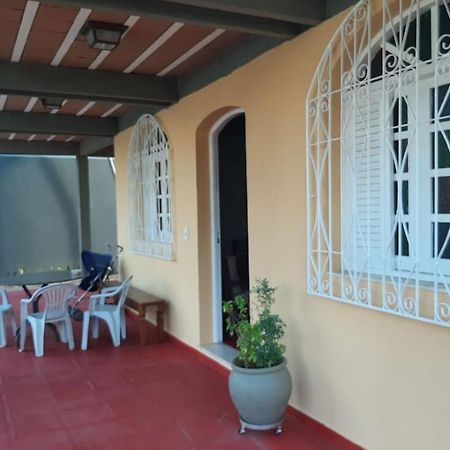 Casa 5 Quartos, Ampla, A 100 Metros Da Praia. Amigos E Familia Sao Bem Vindos A Essa Casa. Venha Viver Momentos Inesqueciveis Aqui. Guarapari Εξωτερικό φωτογραφία