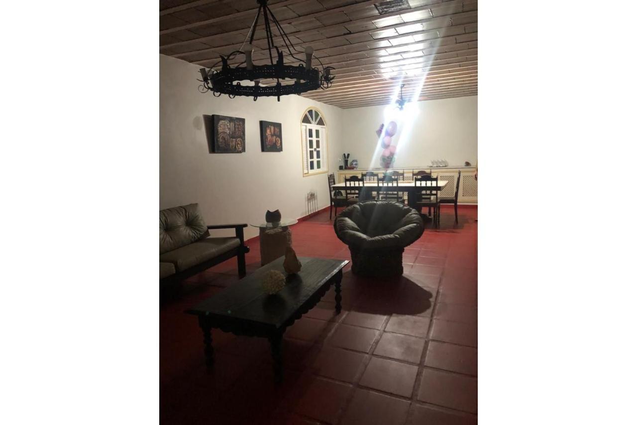 Casa 5 Quartos, Ampla, A 100 Metros Da Praia. Amigos E Familia Sao Bem Vindos A Essa Casa. Venha Viver Momentos Inesqueciveis Aqui. Guarapari Εξωτερικό φωτογραφία