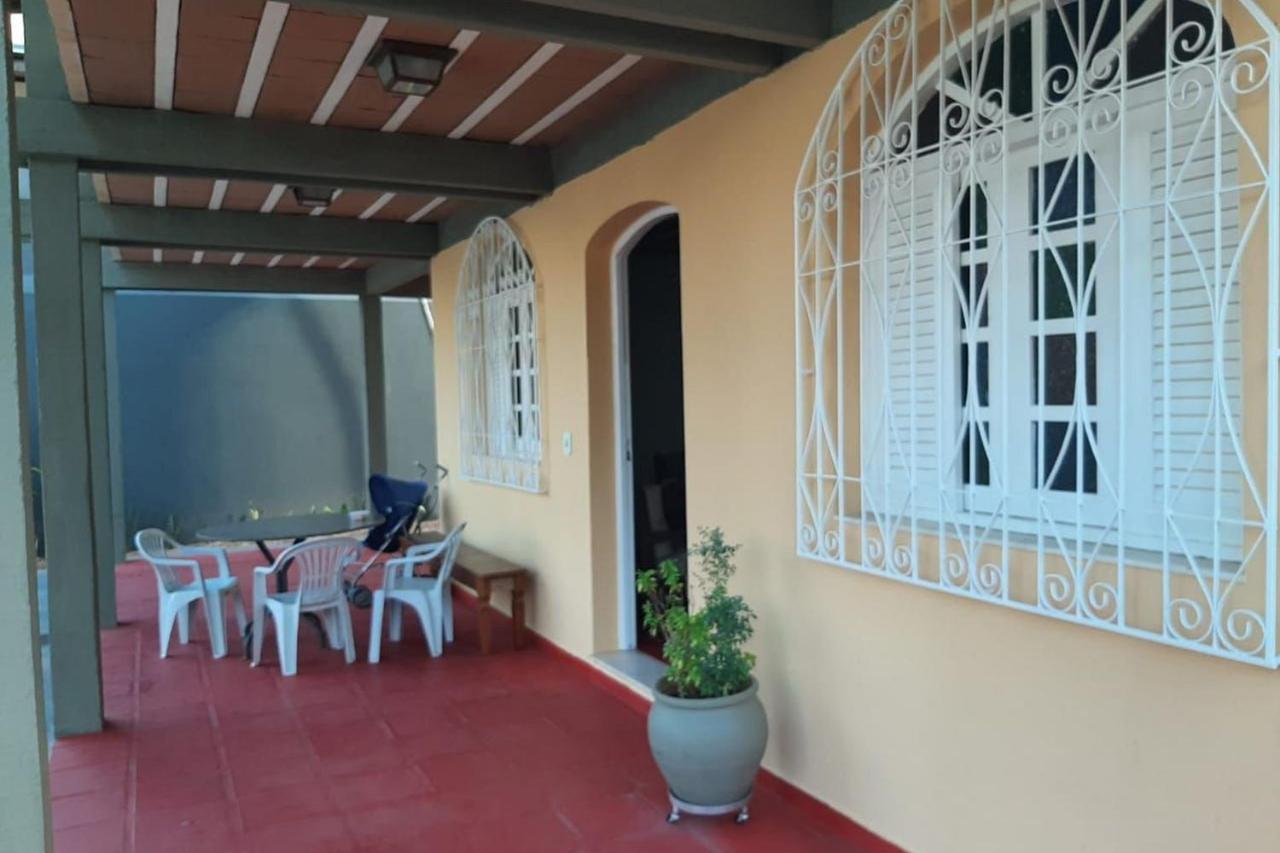 Casa 5 Quartos, Ampla, A 100 Metros Da Praia. Amigos E Familia Sao Bem Vindos A Essa Casa. Venha Viver Momentos Inesqueciveis Aqui. Guarapari Εξωτερικό φωτογραφία